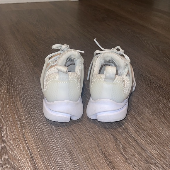 Toddler Nike Presto - Picture 4 of 5